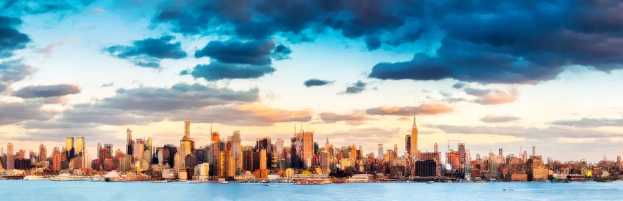 Panoramic view of the midtown Manhattan skyline before sunset